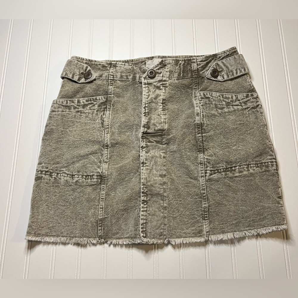 Buckle O'li & Hali Washed Corduroy Skirt Size Large Festival Concert Raw Hem